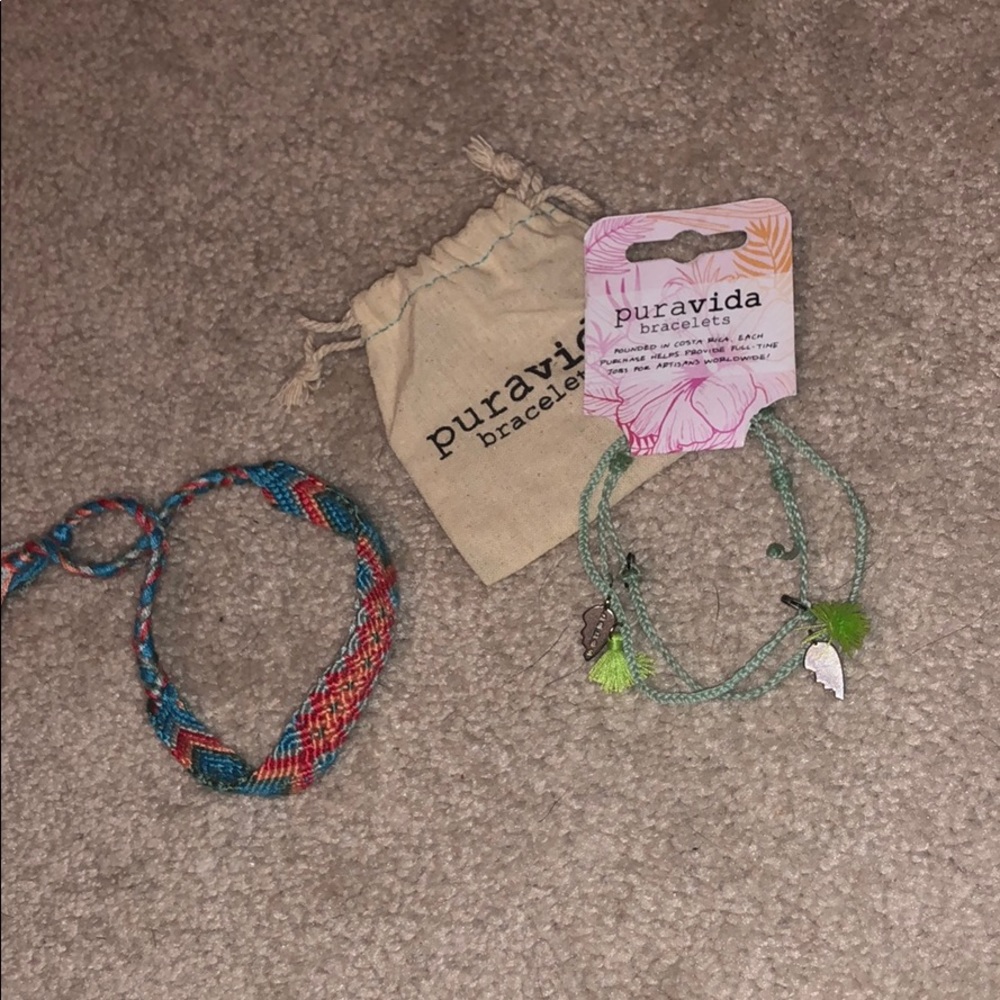 Friendship bracelet set!